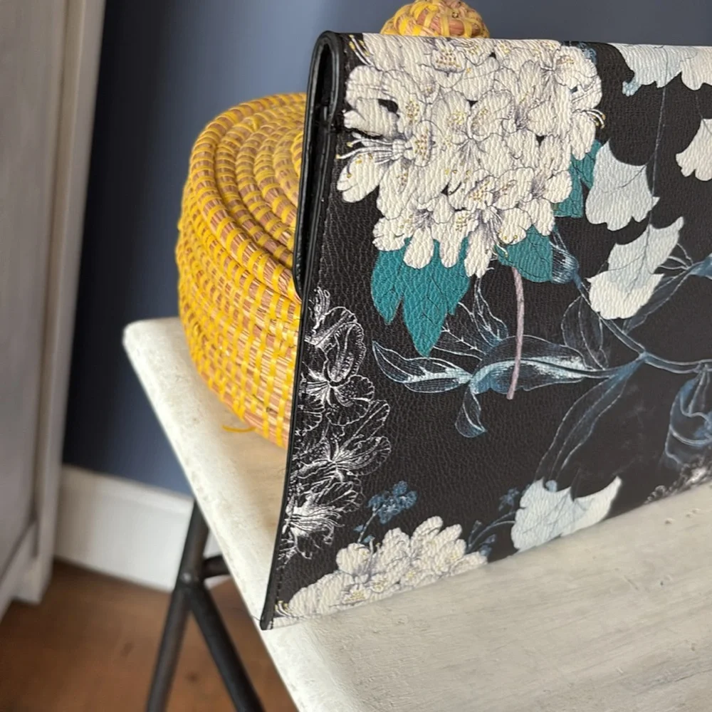 DESIGUAL Leather Clutch - Picture 4 of 4